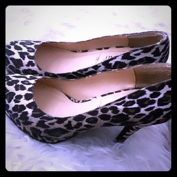 Shoes - Perfect sized Leopard Heels!